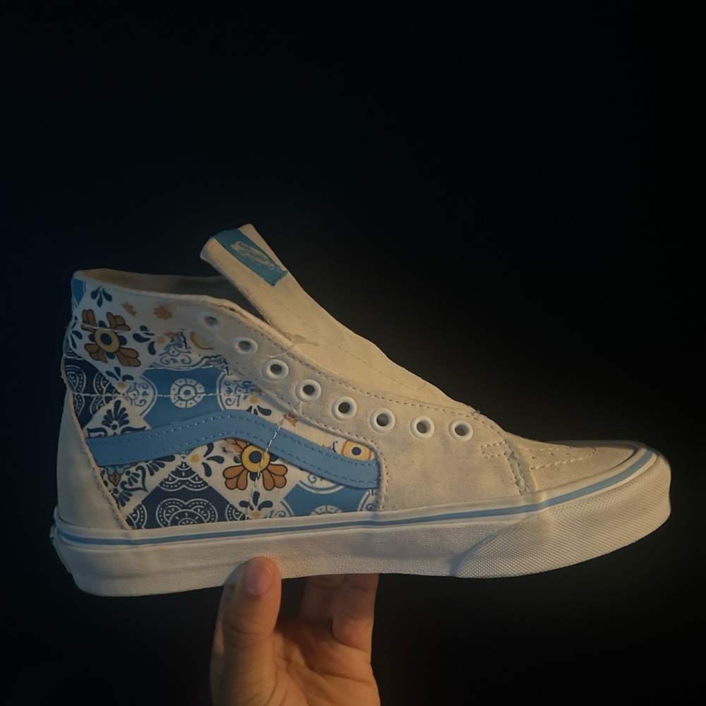 Vans Blue and White Sneakers Artistic High-Tops - Picture 2 of 6